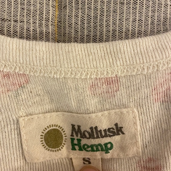 Mollusk Surf Hemp Strawberry 🍓 Tank - Picture 3 of 5